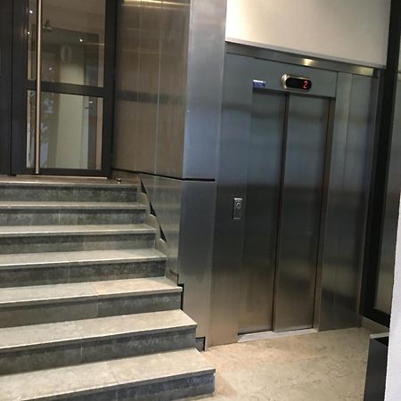 Appartement Residence Quartier Vilette Paul Bert Box Garage Lyon Exterior foto